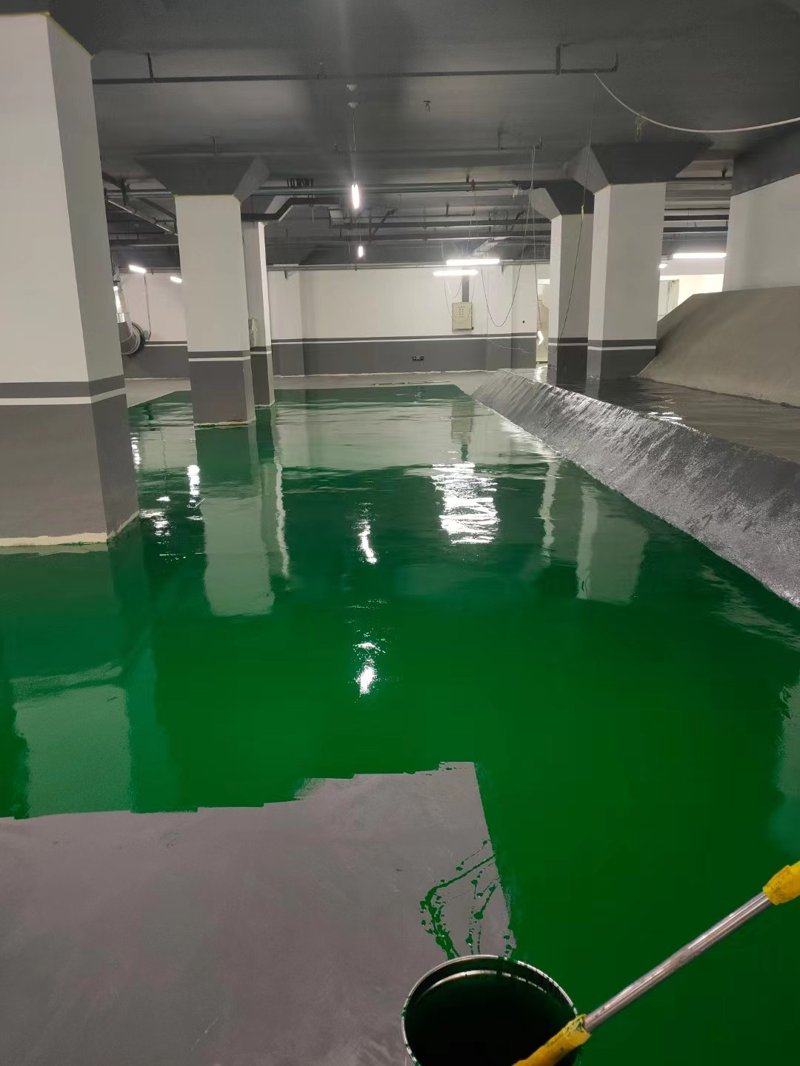 环氧地坪、金刚砂地坪和固化地坪都是常见的一种地面处理技术，它们在工厂、仓库等场所被广泛应用。那么，地坪施工具体是指什么呢？今天我们就来深入了解一下。
